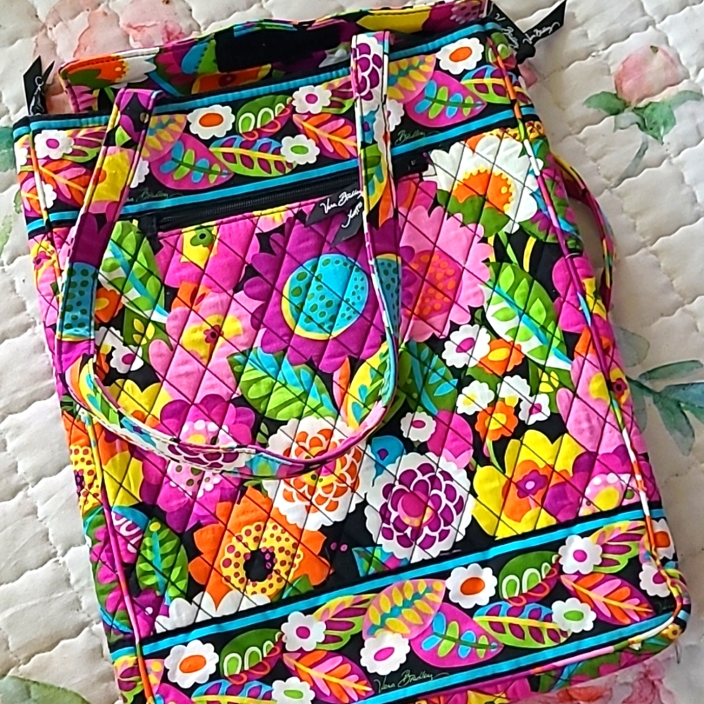 Vera bradley laptop bag